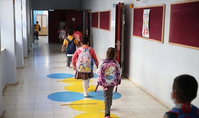 Okullar saat kaçta başlayacak? Okullar saat kaçta kapanacak?