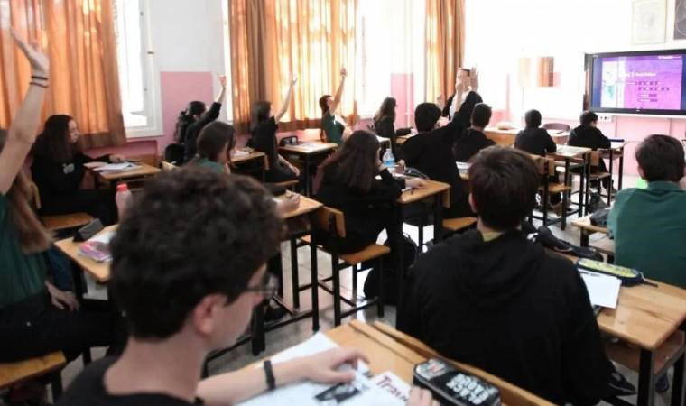 Müdireden öğretmenlere ‘yıldırma’ politikası