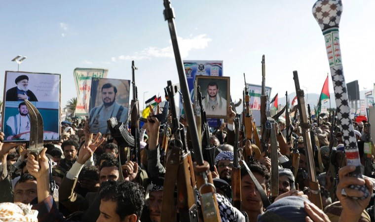 Husiler'den İsrail'e peş peşe saldırılar