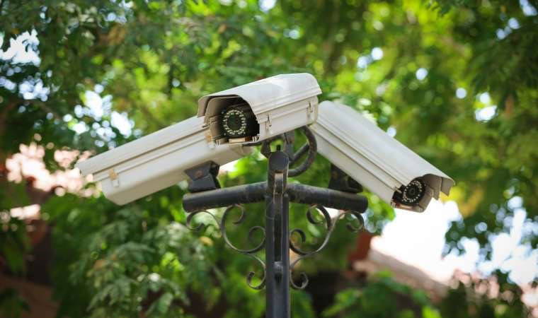 Araştırmaya göre, gözetim teknolojileri beynin bilgi işleme biçimini değiştiriyor