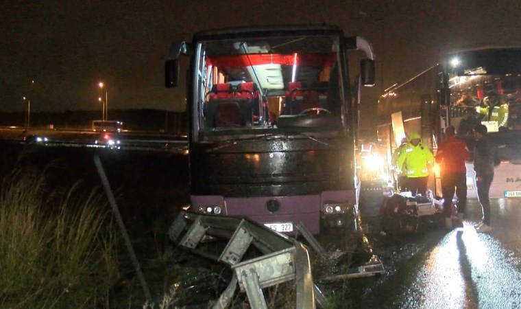 İstanbul'da tur otobüsü kaza yaptı