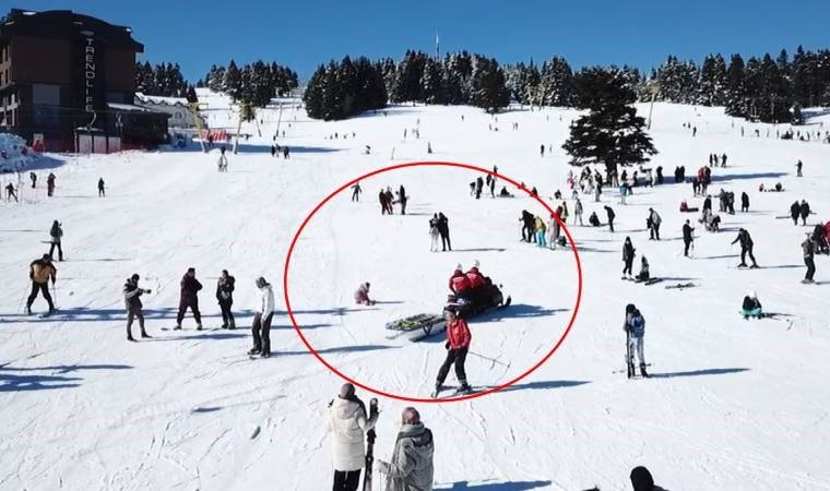 Uludağ'da 2 kayakçı, kayak yaparken çarpıştı