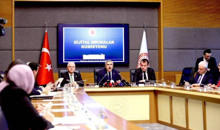 Netflix TBMM’de: AKP'den LGBT eleştirisi