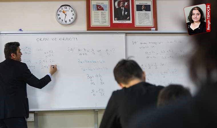 Velilerden görevden alınan müdüre destek