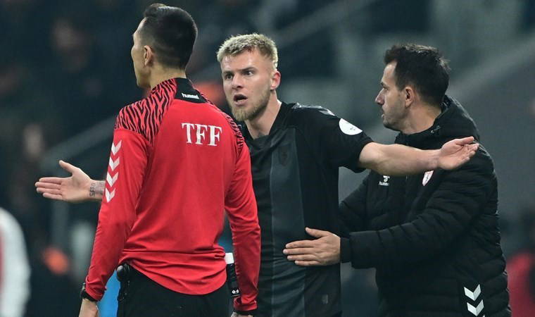 Eski hakemler Beşiktaş - Samsunspor maçını değerlendirdi: Verilen kırmızı kartta karar doğru mu?