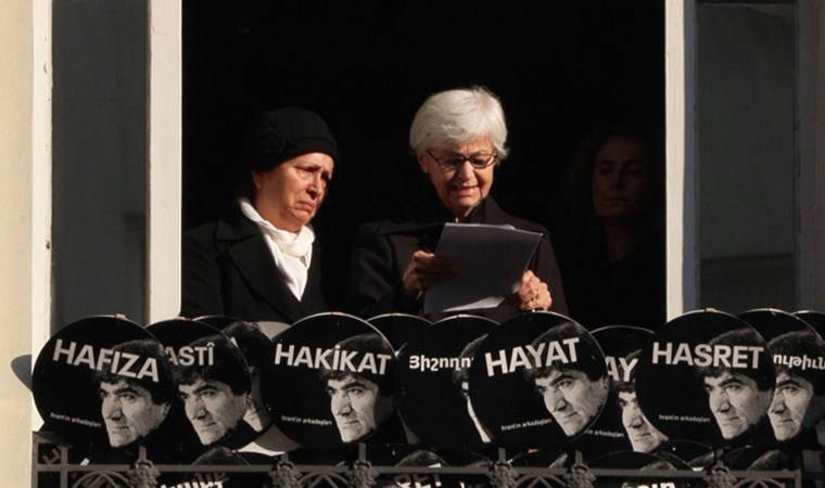 Hrant Dink için ölümünün 18'inci yılında anma: 'Sana kalkan elleri lanetlediler'