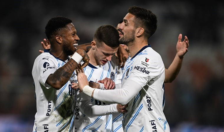 Spor yazarları Adana Demirspor- Fenerbahçe maçını yorumladı: 'Tadic büyüklüğünü ortaya koydu'