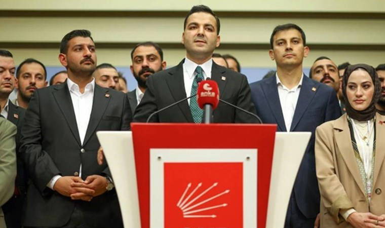 CHP Gençlik Kolları'ndan 'Cem Aydın' çağrısı: Destek için Çağlayan Adliyesi'ne