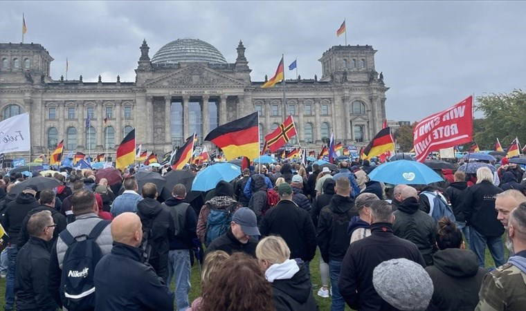 BM'den AfD'nin seçim kampanyasına tepki