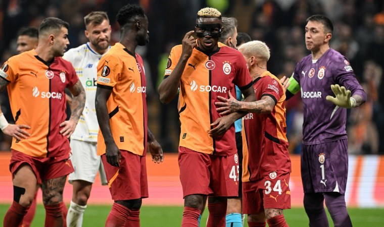 Spor yazarları Galatasaray - Dinamo Kiev maçını yorumladı: 'Galatasaray'ın puan kaybının sebebi...'