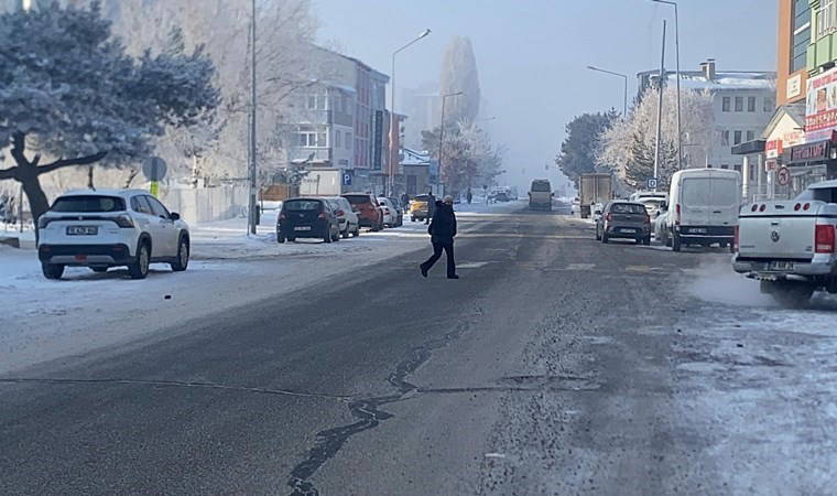 Ardahan buz kesti: Sıcaklık eksi 23,3 dereceyi gördü!