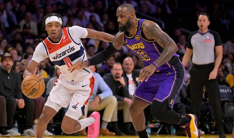 Los Angeles Lakers, Washington Wizards'ı devirdi: LeBron James bir kez daha NBA tarihine geçti!