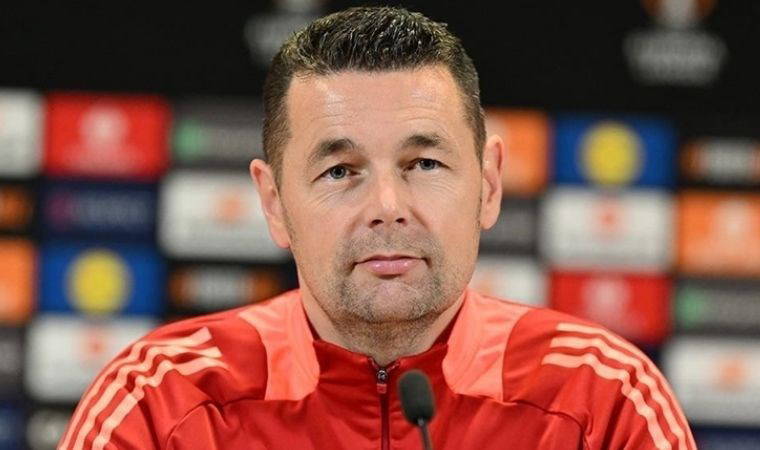 Lyon'un hocası Pierre Sage: "Mourinho'ya hayranım"