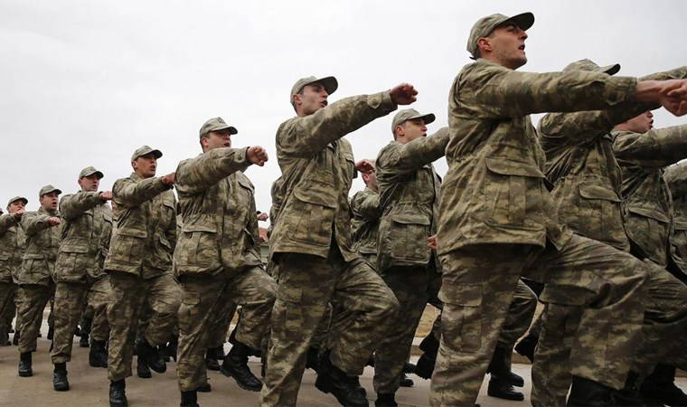 MSB’den bedelli askerlik açıklaması: Kışla eğitimi kaldırılacak mı?