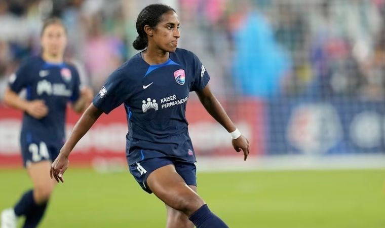 Kadın futbolda tarihi bonservis: 1.1 milyon dolar