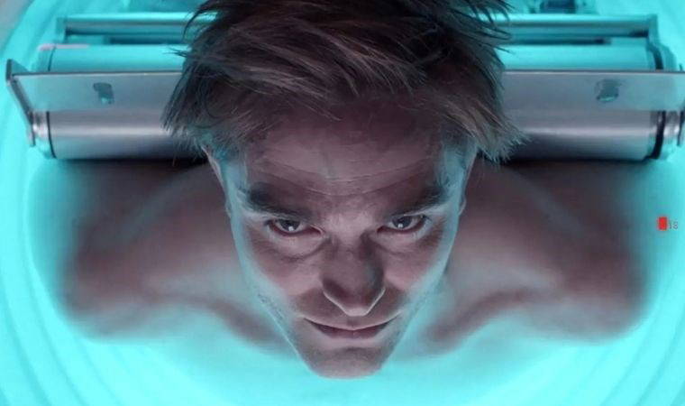 Oscar ödüllü yönetmenden yeni film... Robert Pattinson'ın başrolünde yer aldığı Mickey 17'den yeni fragman!