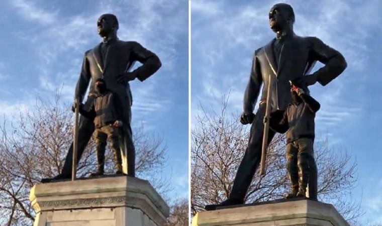 Çekiçli, kar maskeli!