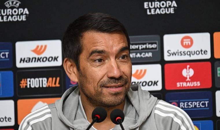 En son Beşiktaş'ı çalıştırmıştı: İşte Van Bronckhorst'un yeni görevi