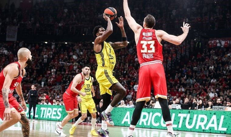 Yunanistan'da müthiş zafer! Fenerbahçe Olympiakos'u deplasmanda dize getirdi!