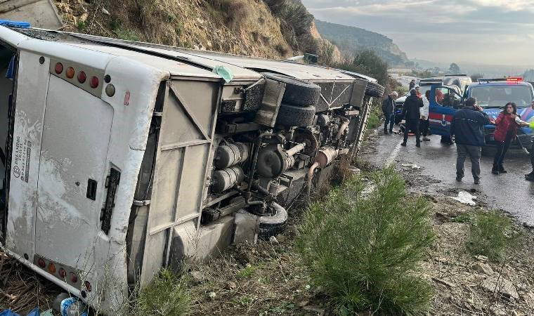 Aydın'da festivale giden tur minibüsü devrildi: Çok sayıda yaralı var!