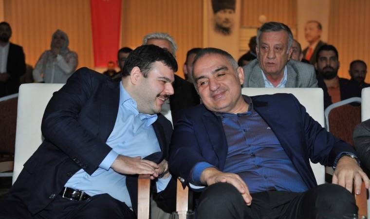 Eski AKP'li vekilden Bakan Ersoy'a istifa çağrısı: 'Suçlu bakan bey ve bakanlıktır!'