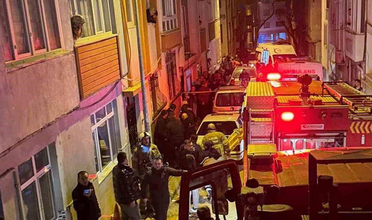 Balıkesir'de yangın faciası: 1 kişi öldü, 1 itfaiye eri yaralandı