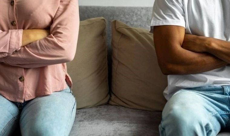 İlişkinizde ayrılık çanları çalıyor olabilir: Partnerinizin ilişkiden sıkıldığını gösteren 7 davranış