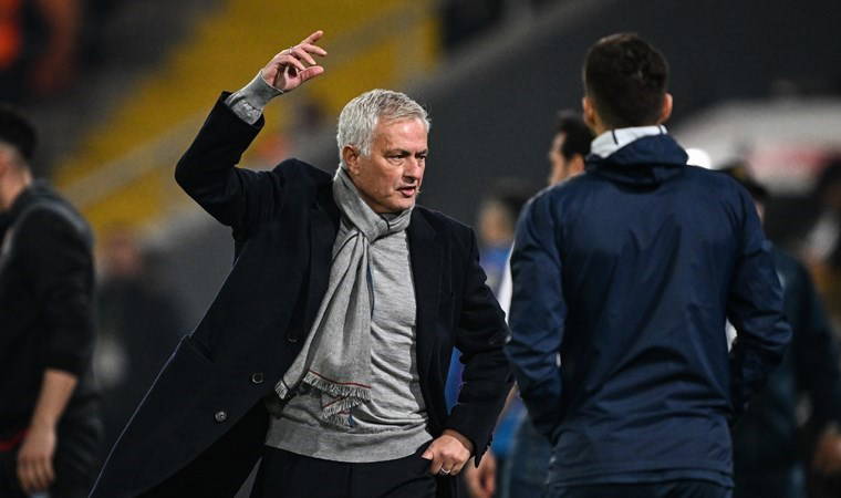 UEFA'dan Jose Mourinho'ya ceza: Sebebi belli oldu!