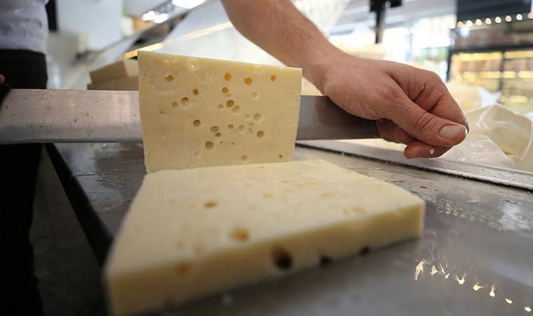 Bakanlıktan yeni ifşalar! Yeni liste paylaşıldı: Pidede sakatat tespit edildi, 4 kaşar ve 2 beyaz peynir markası ifşa edildi