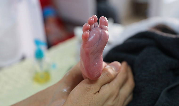 Aile aşıyı reddedip, ilaca engel oldu