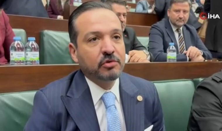 Rozetini Erdoğan takmıştı: AKP'ye katılan Kürşad Zorlu'dan eleştirilere ilk yanıt