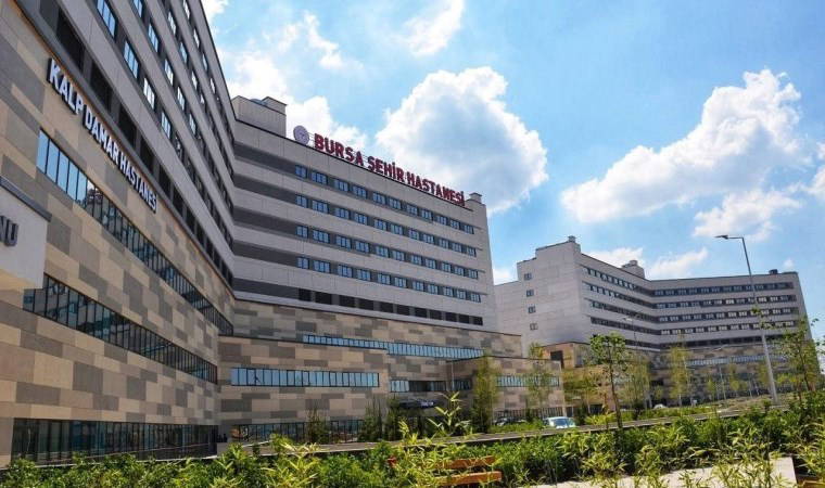 Bursa Şehir Hastanesi’ndeki vurgunda  yeni operasyon: Ameliyathane çalışanı 3 kişi gözaltına alındı