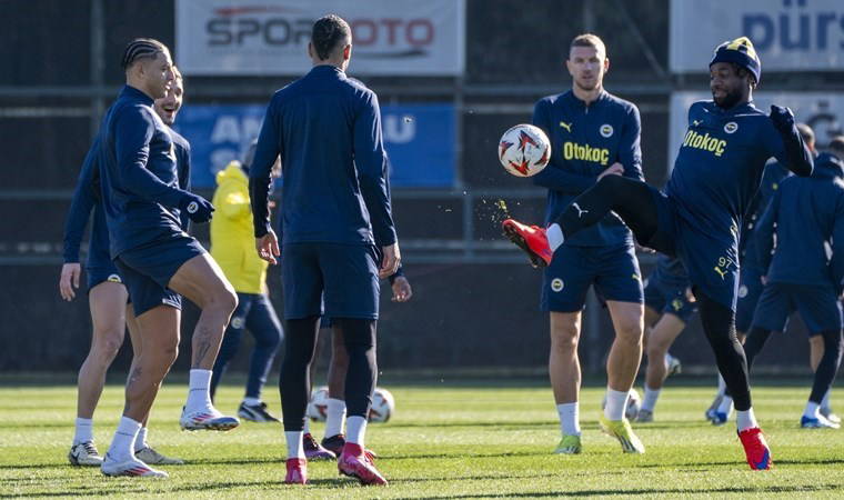 Midtjylland maçı kamp kadrosu açıklandı: Fenerbahçe'de 11 eksik!