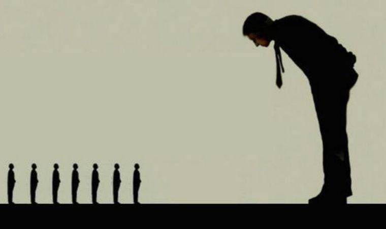 İnsanları küçümsemesiyle bilinen 3 burç: Bu burçlar ego ve kibir arasında gidip geliyor