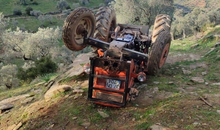 Aydın'da devrilen traktörün altında kalan çiftçi hayatını kaybetti