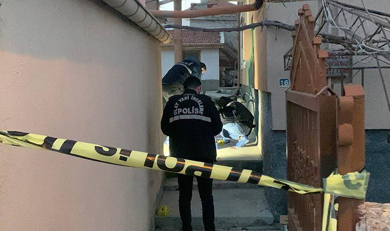 Evine çağırdığı husumetlisini çıkan kavgada tüfekle vurdu