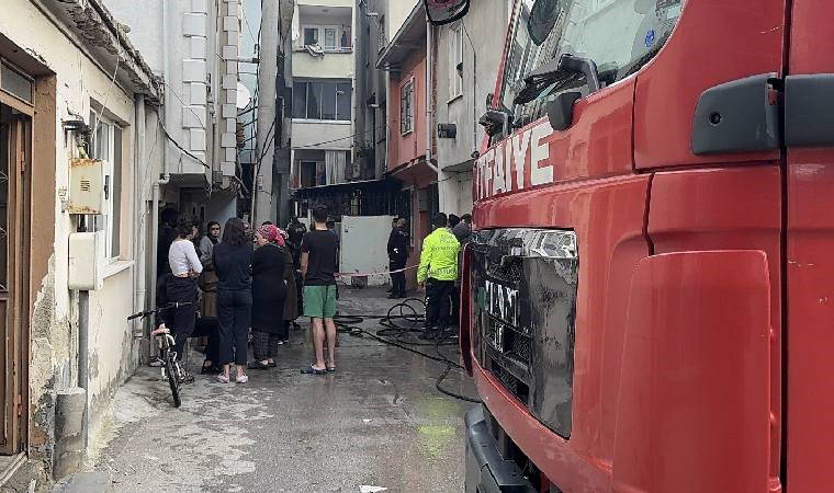 Bursa'da 4 katlı binada yangın paniği: Tahliye edildi!
