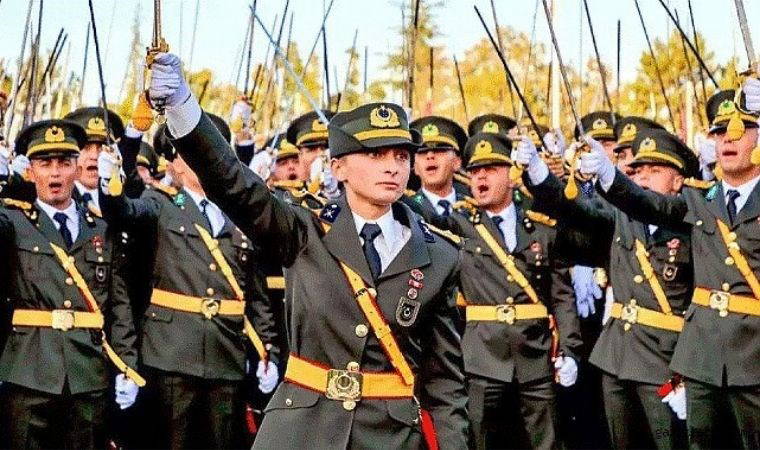 İzmir Barosu’ndan 5 teğmenin ihraç edilmesine tepki