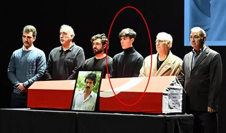 Ferdi Tayfur'un gözlerden uzak büyüttüğü oğlu Taha Tayfur cenaze töreninde ortaya çıktı