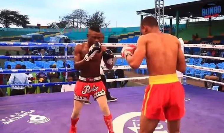 Ringte yere yığıldı...