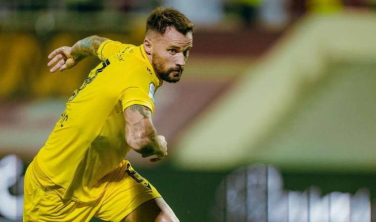 Haris Seferovic'ten Al Nasr'a imza