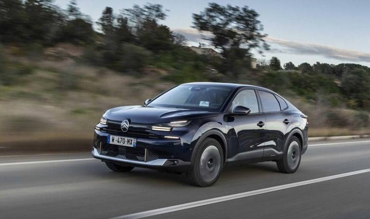 Citroen'in yenilenen C4 ve C4 X modelleri şubatta Türkiye'de: İşte tüm ayrıntılar...