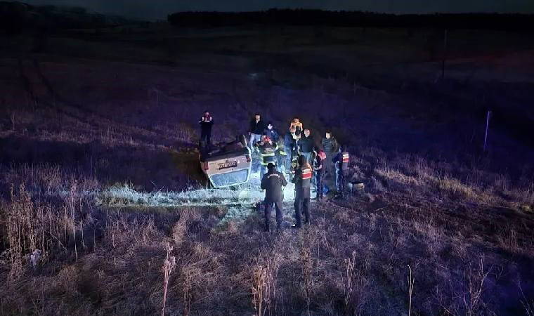 Kütahya'da otomobil dereye yuvarlandı: Yaralılar var!