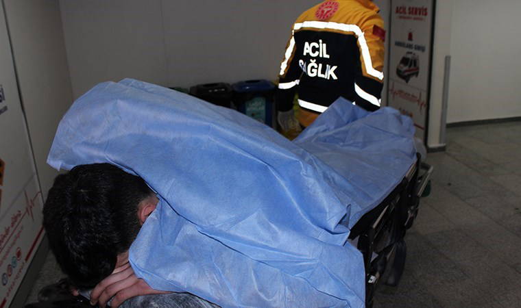 Aksaray'da 'yan baktın' tartışmasında kan aktı: 15 yaşındaki çocuk bıçaklandı