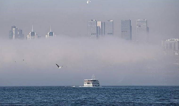İstanbul'da vapur seferlerine 'sis' engeli!