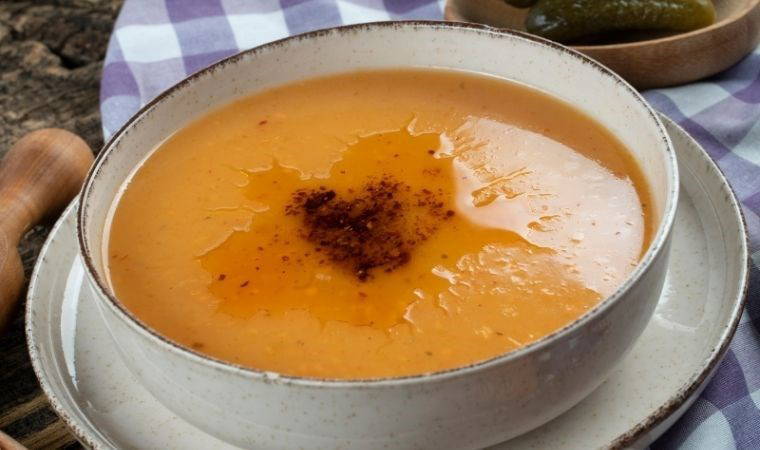 Soğuk kış günlerinde şifa olan enfes lezzet: Herle çorbası tarifi