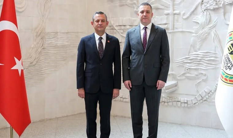 Özgür Özel, TBB Başkanı Erinç Sağkan'ı ziyaret etti