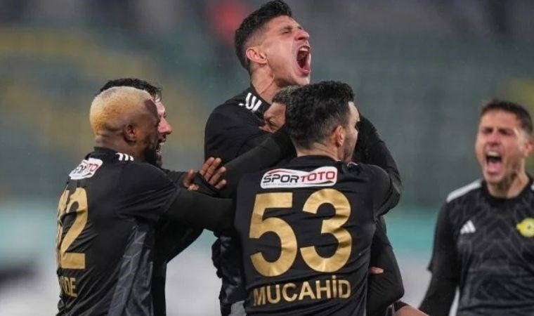 Iğdır FK 9 kişi kaldı, Esenler Erokspor kazandı