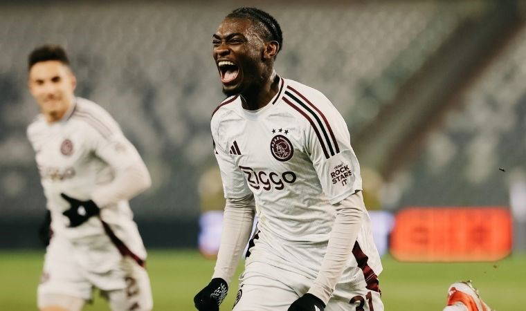 Ajax, Belçika'da avantajı kaptı!
