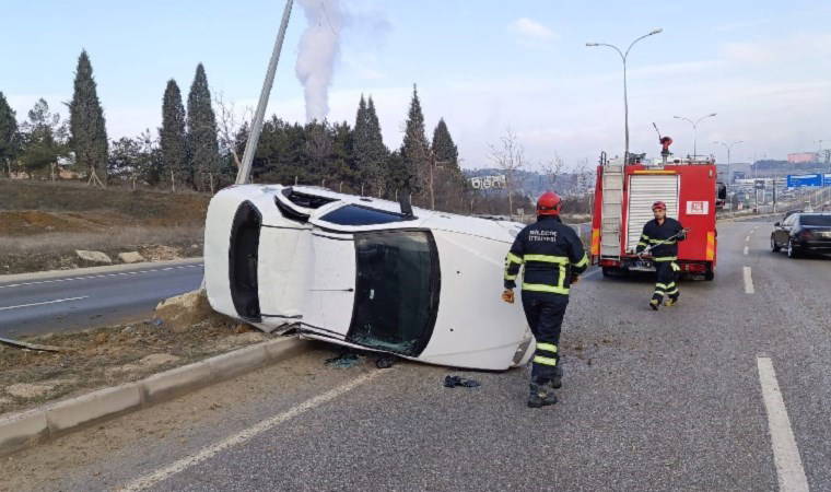 Kontrolden çıkan otomobil devrildi: Yaralılar var!